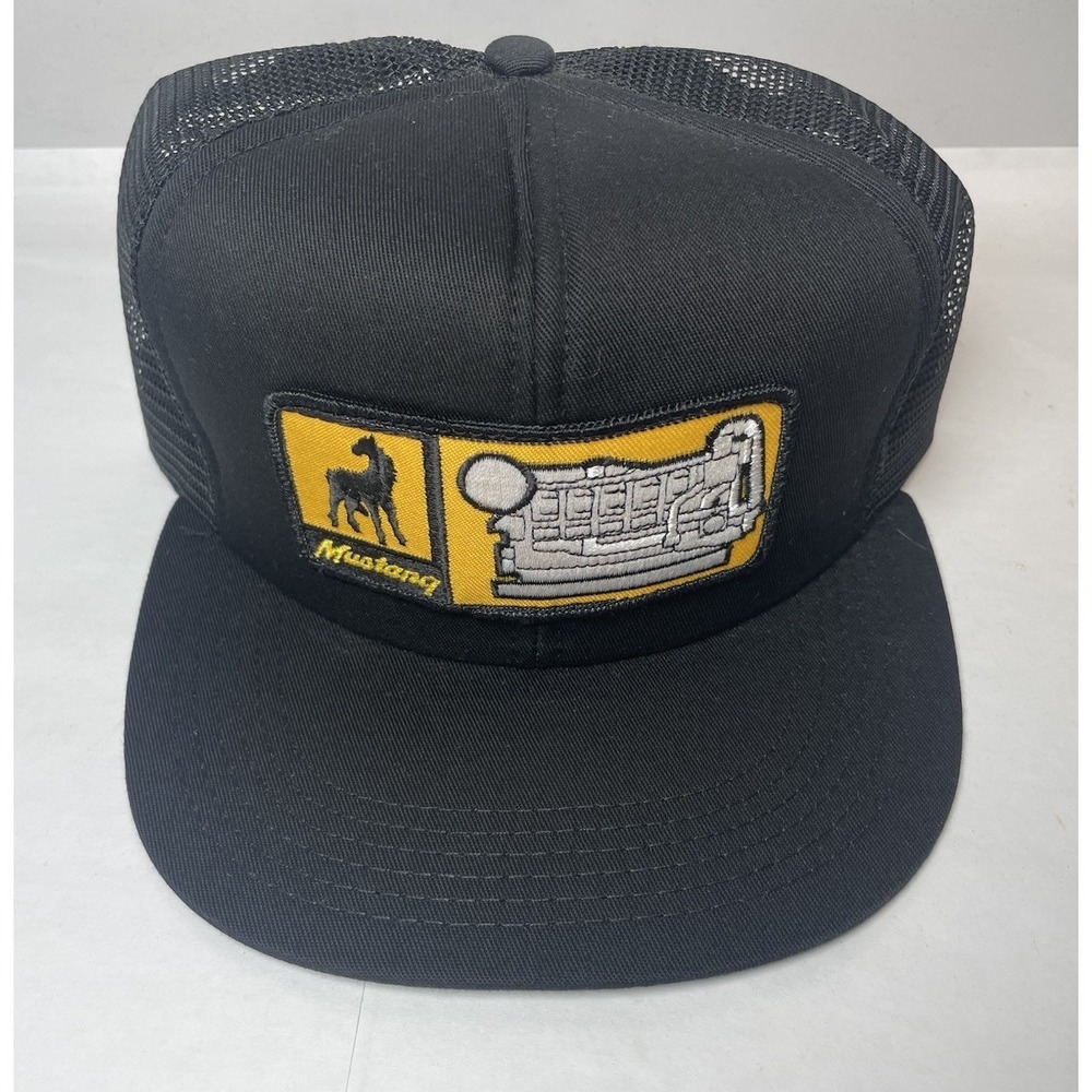 Caterpillar Mustang CAT Patch Snapback Adjustable Hat Tonkin Black NWOT‎ USA
